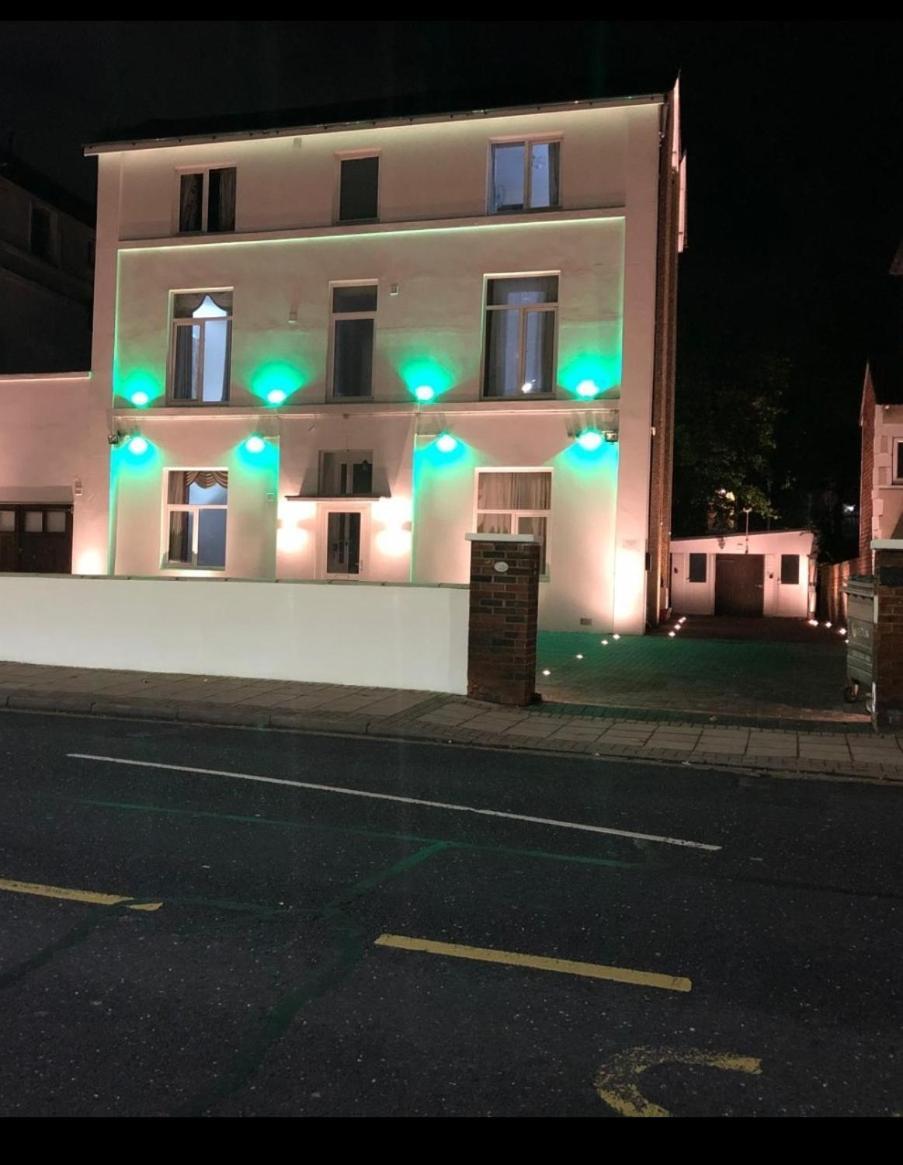 Victorin House - All Rooms Are En-Suite Portsmouth Buitenkant foto